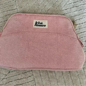 Iris and Romeo make up bag